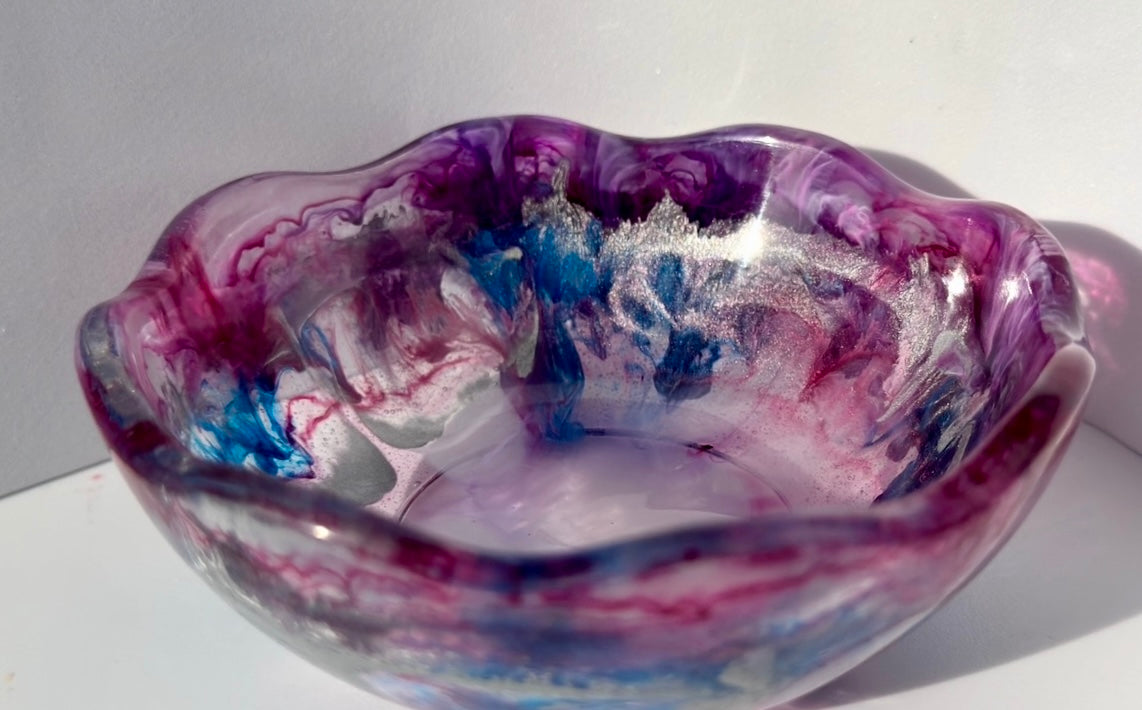 Resin Pinch Bowl